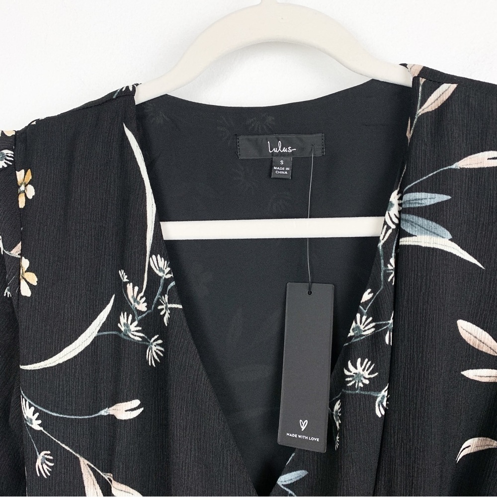 NWT Lulu’s Wild Winds Black Floral Print High Low Midi Wrap Dress Sz S - Picture 9 of 15